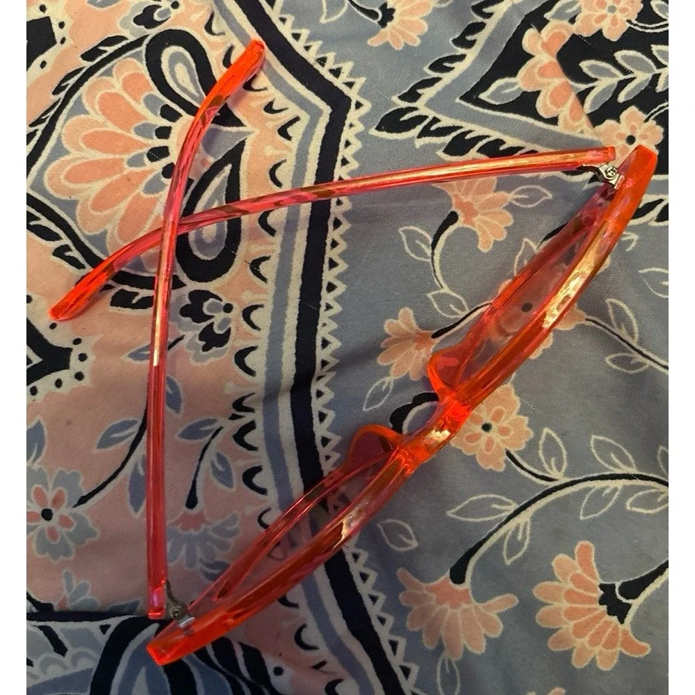 NEW Women's Clear Hot Pink Fashion Sunglasses w/ Pink‎ Lenses